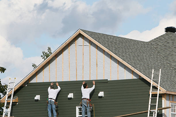Professional Siding Contractor technician working in Hauppauge, NY